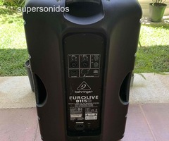 Venta de Bocina Activa Behringer Eurolive B115W para reparación o repuestos.